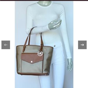 Michael Kors Large Jet Set Nylon Pocket tote handbag